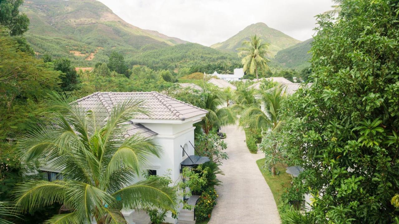 Seaside Boutique Resort Quy Nhon Exterior photo