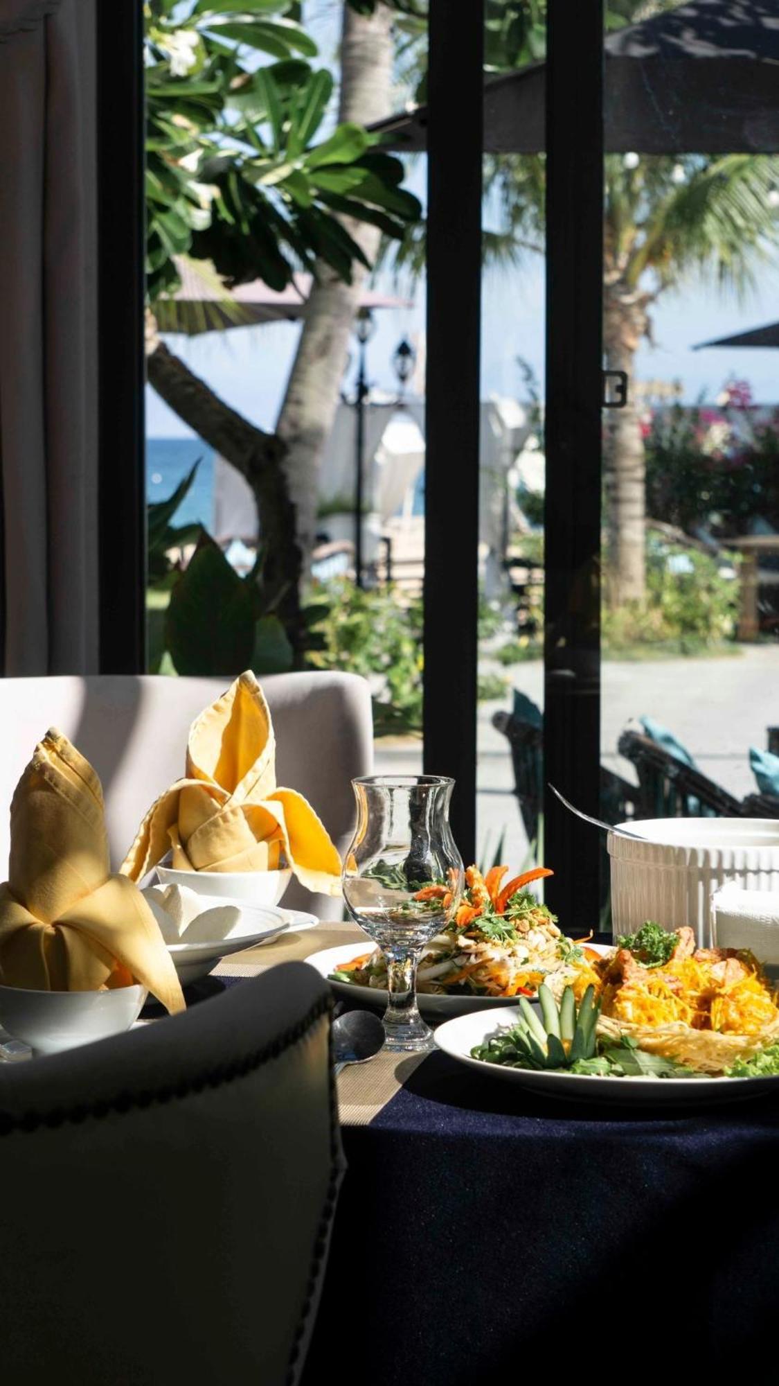 Seaside Boutique Resort Quy Nhon Exterior photo